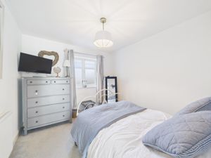 Bedroom- click for photo gallery